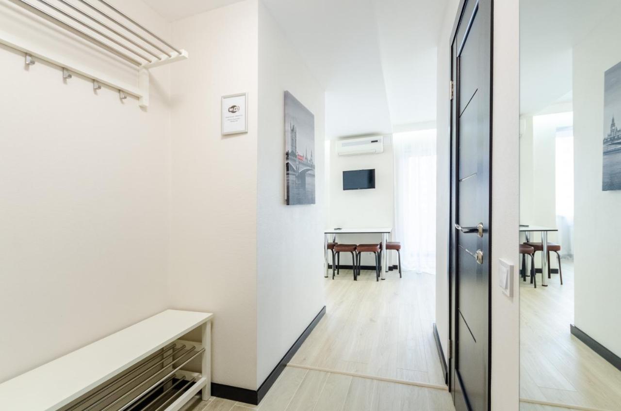 Artal Apartment On Obolonsky Avenue 31 Kiev Luaran gambar